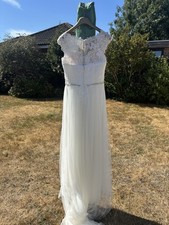 Designer Maggie Sottero wedding dress UK-8