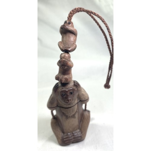 Japanese wooden inro - wooden,