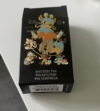 Loungefly Mickey Mouse And Friends Halloween Costume Mystery Pin Box goofy