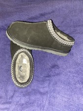 Uggs / Size 7  / Black