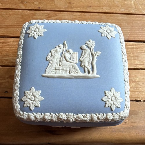 Wedgwood jasperware ceramic - wedgwood,