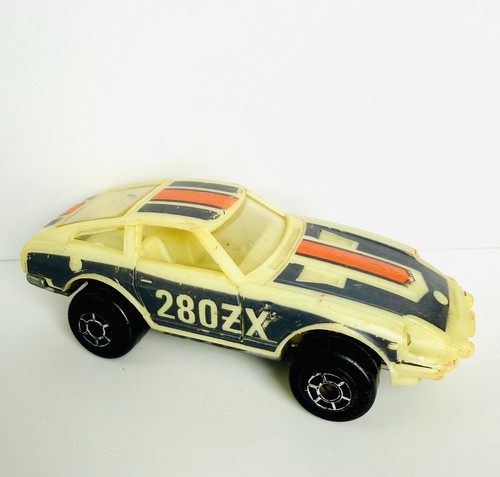 Matchbox 1982 glo racers - #13,