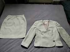 Mani By Giorgio Armani Womens 2 Piece Wool Suit Sz 12 Pale Sage Green