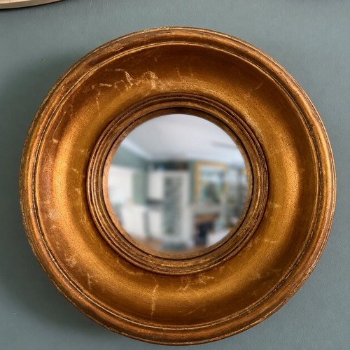 Gold antiqued round - port, hole