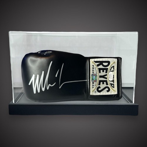 Mike tyson hand signed - tyson, reyes