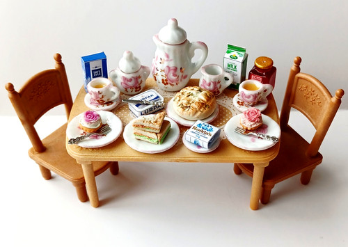 Sylvanian families - sylvanian,