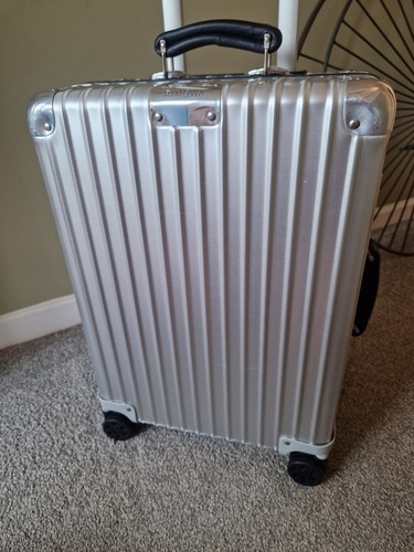 Genuine rimowa classic cabin - genuine,