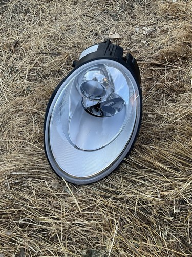 Volkswagen beetle headlight - volkswagen,