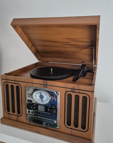 Retro style vinyl - retro, cd