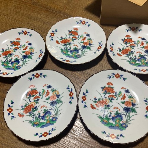 Arita ware red flowers - ware,