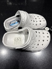 New Kids Croc Style Shoes Size 8