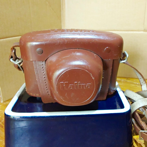 Halina 35x 35mm film camera - 35x,
