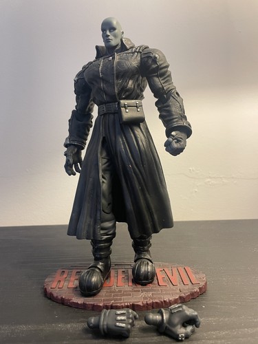 Resident evil x - evil, mr.