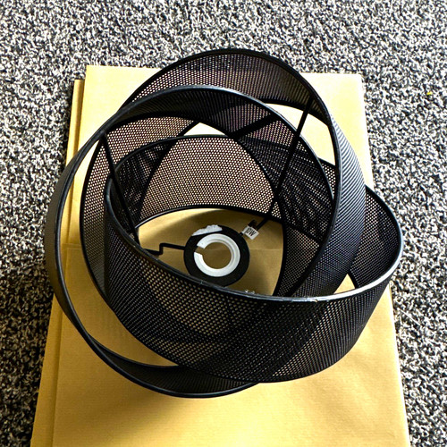 Black metal mesh - metal,