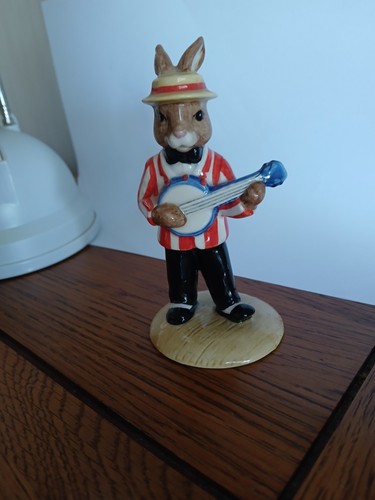 Royal doulton bunnykin banjo - royal,
