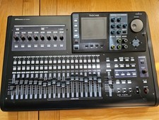 TASCAM Dp-32sd DP32SD Digital Recorder Portastudio - 32 ch multi-track recorder 