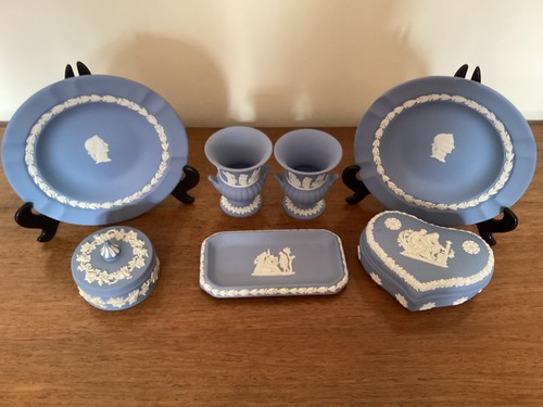 Wedgewood blue jasperware - blue,