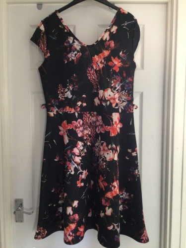 Miss posh ladies floral fit