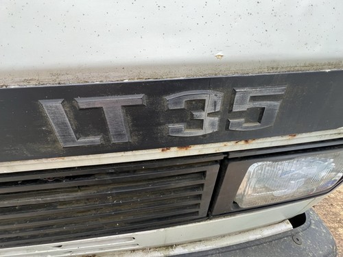 Horse box - 35,
