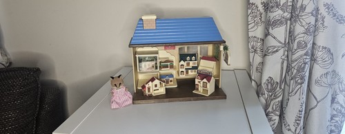 Vintage sylvanian families toy