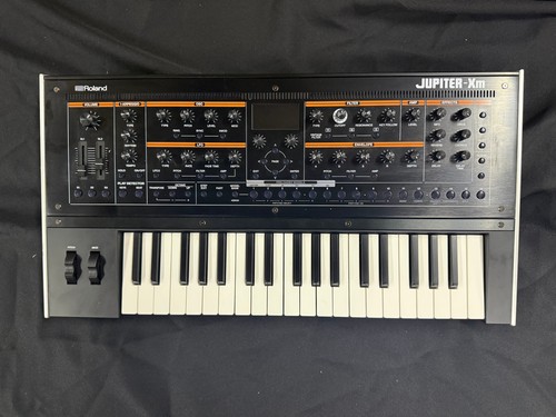 Roland jupiter synthesiser - roland, jupiter-xm