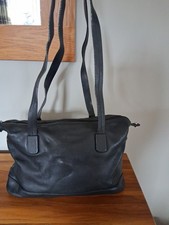 Tula Black Leathertop Handle