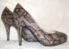 EVIE SIZE 5 38 SNAKE EFFECT