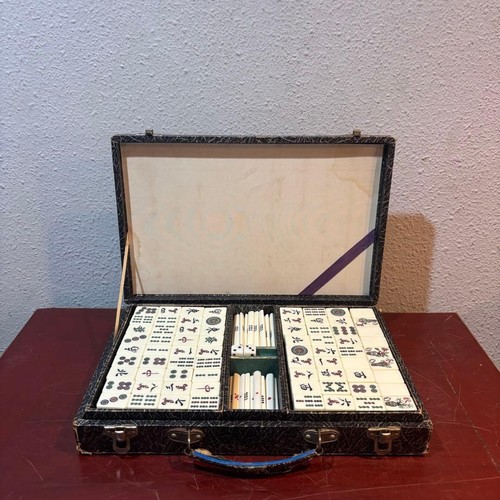 Mahjong tile set - tile,