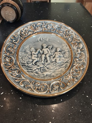 Beautiful capodimonte plate - capodimonte,