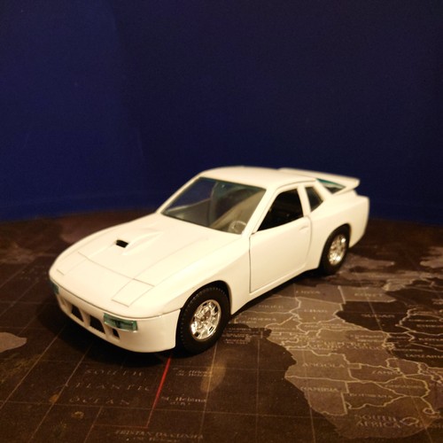 Burago porsche 924 turbo 24 - burago,