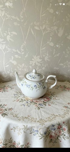 Duchess bone china teapot - bone,
