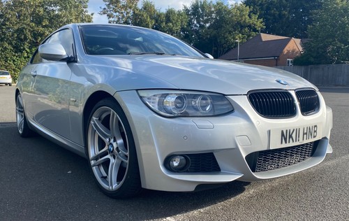 Bmw 318i sport 2011 - bmw, m