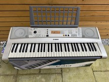 Yamaha PSR-E313 61-Key