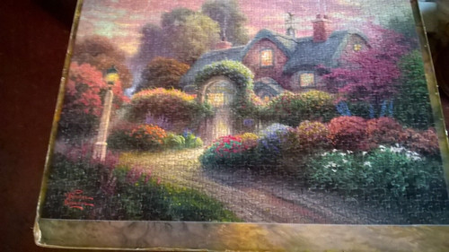 Rosebud cottage 1000 pieces - rosebud,