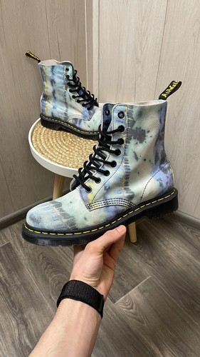 Martens women 8 eye - martens, women’s