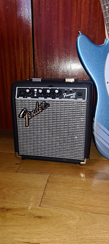 Mini fender amp tuner - fender,