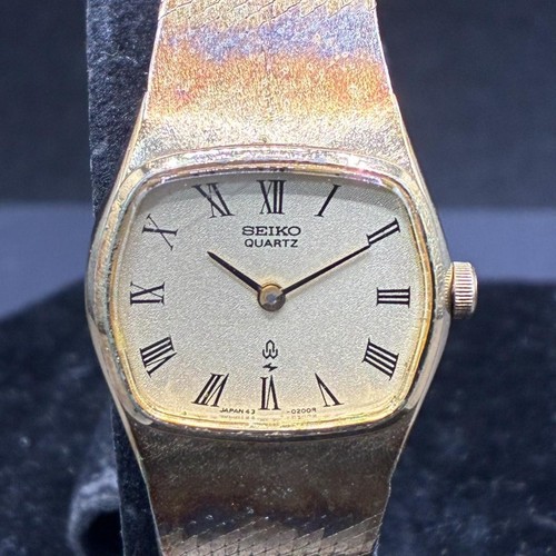 Seiko roman 22mm ladies - seiko,