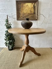 Beautiful Compact Round