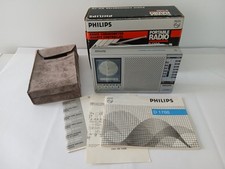 VINTAGE PHILIPS D-1700 RADIO CHRONOMETER CLOCK RADIO WITH MANUAL BOXED-PLS READ
