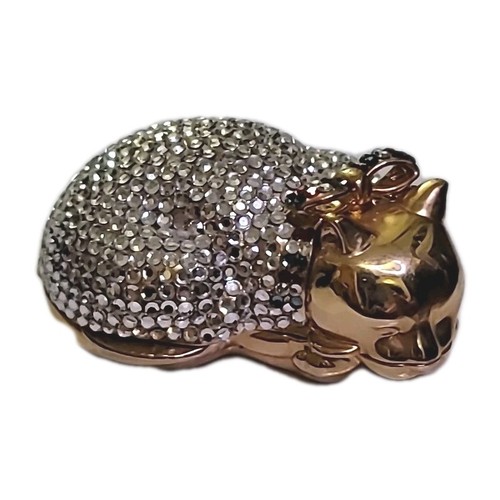 Judith leiber sleeping - leiber,