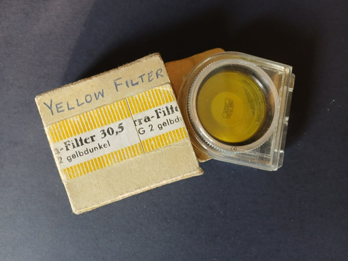 Carl zeiss jena dark yellow - carl,