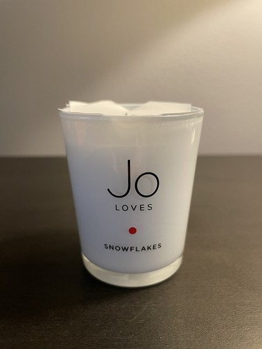 Loves snowflakes candle - jo,