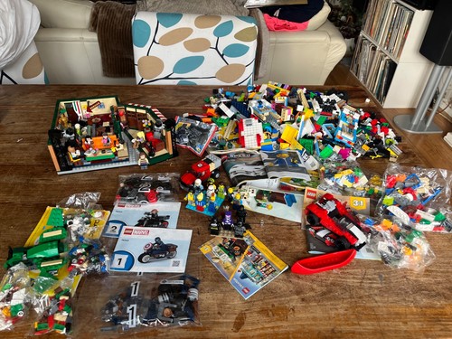 Lego friends central perk - lego,