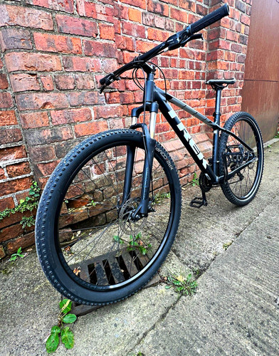 Trek marlin 29in mtb medium - mtb,