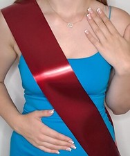 Custom Birthday Sash – Hen