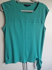 LADIES MAINE TOP SIZE 14 TEAL COLOURED. TIE DETAIL AT SIDE.