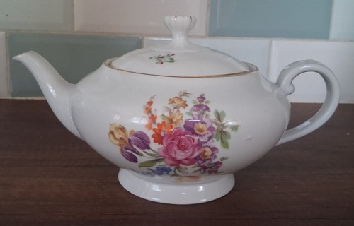 Vintage victoria china - vintage,