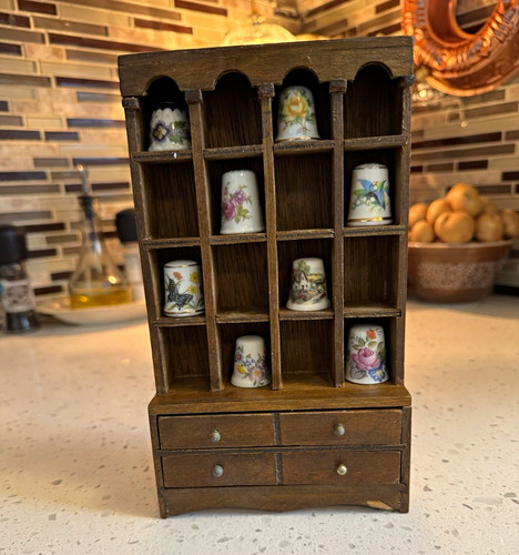 Mini wooden thimble display - thimble,