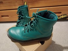 Doc Martens Air Wair Green