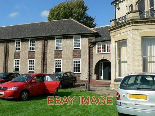 Photo needler hall - photo,